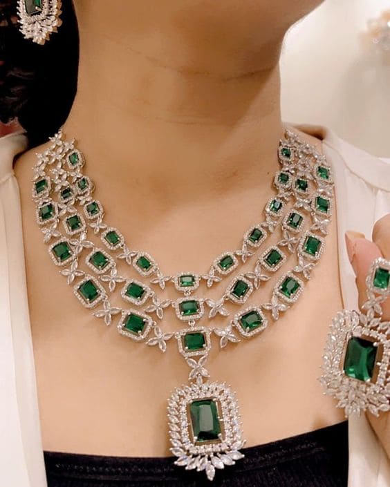 Radiant Glamour Exquisite Partywear Fancy Necklace Set