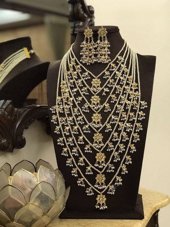 Seven layer Rajsathani Rajwada Haar With Earrings